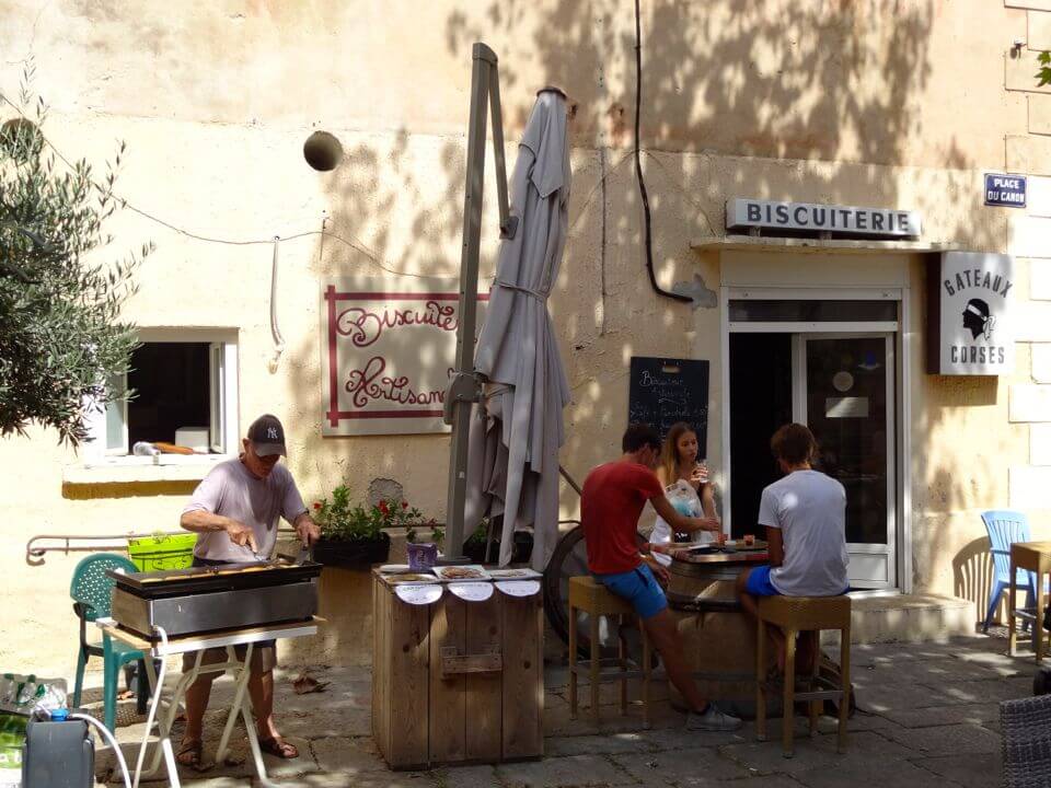 visiter l'ile rousse