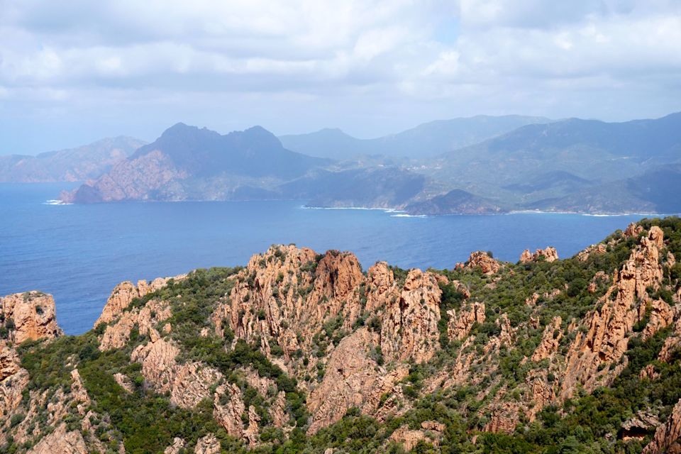 Visiter les calanques de Piana : guide pratique