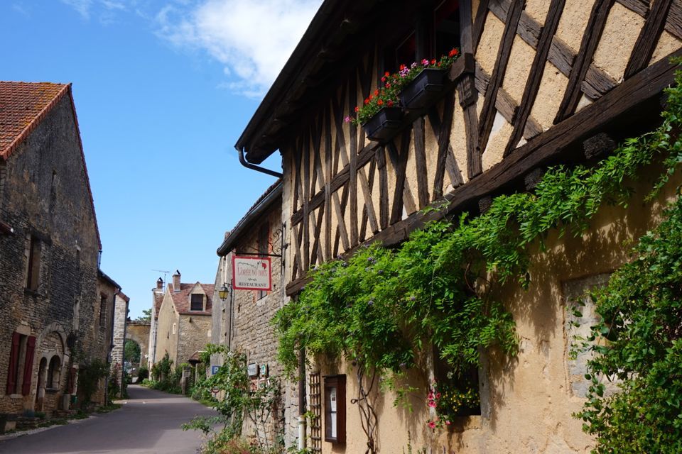Visiter le village et le chateau de Chateauneuf