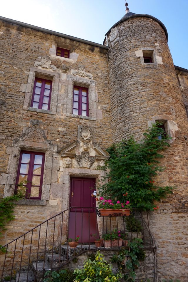Visiter le village et le chateau de Chateauneuf