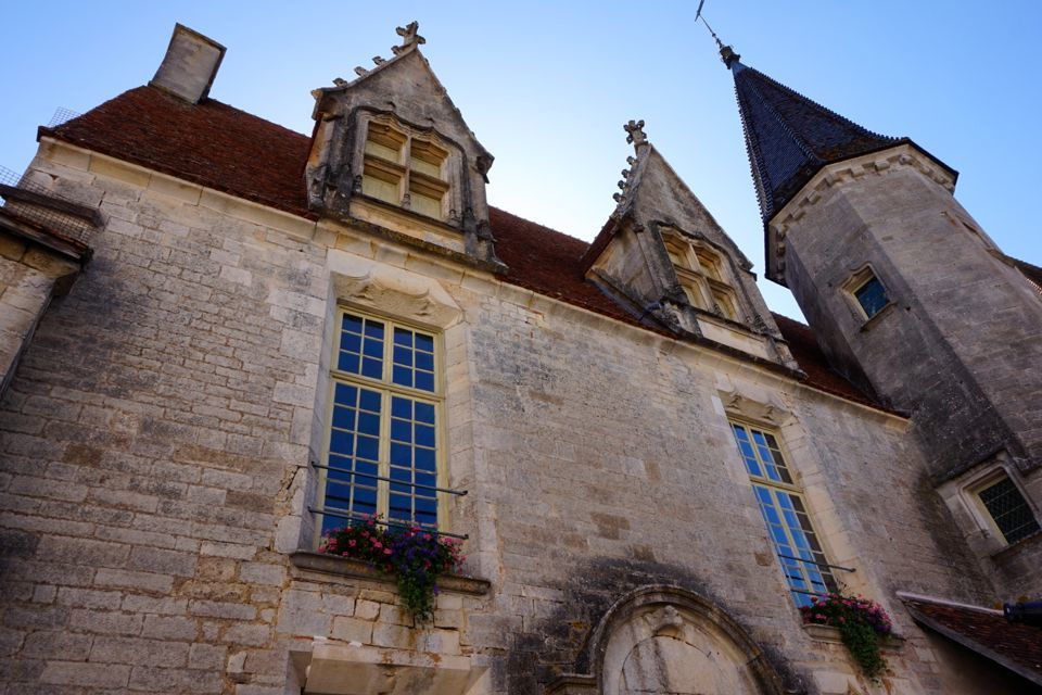 Visiter le village et le chateau de Chateauneuf