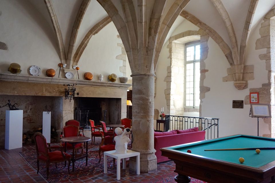 Chateau de Gilly, Bourgogne