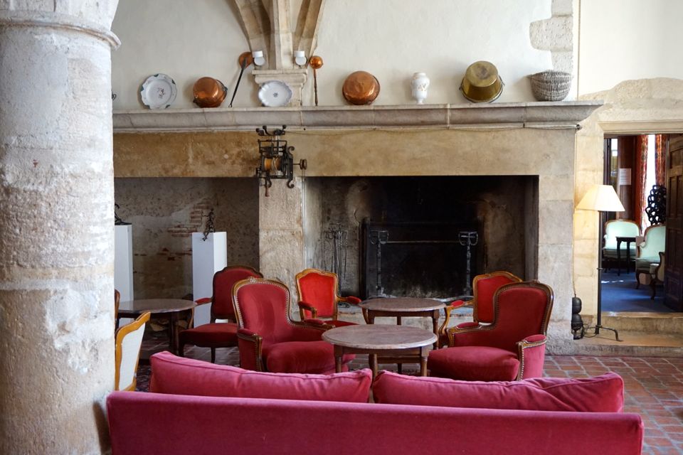 Chateau de Gilly, Bourgogne