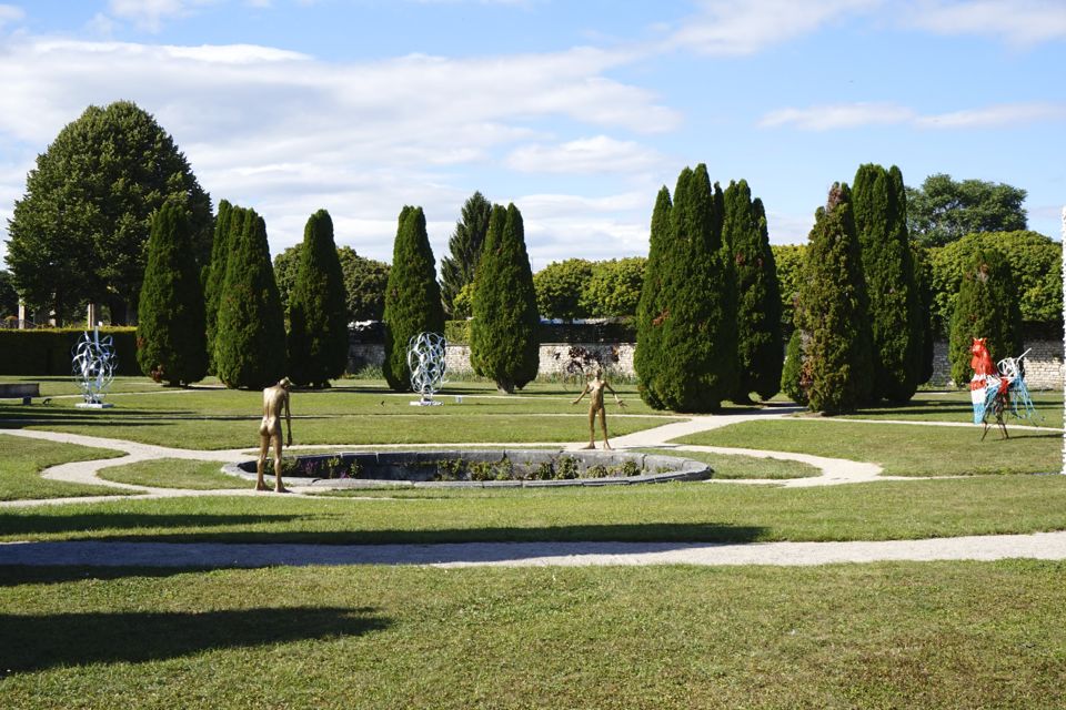 Chateau de Gilly, Bourgogne