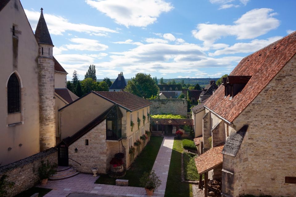 Chateau de Gilly, Bourgogne