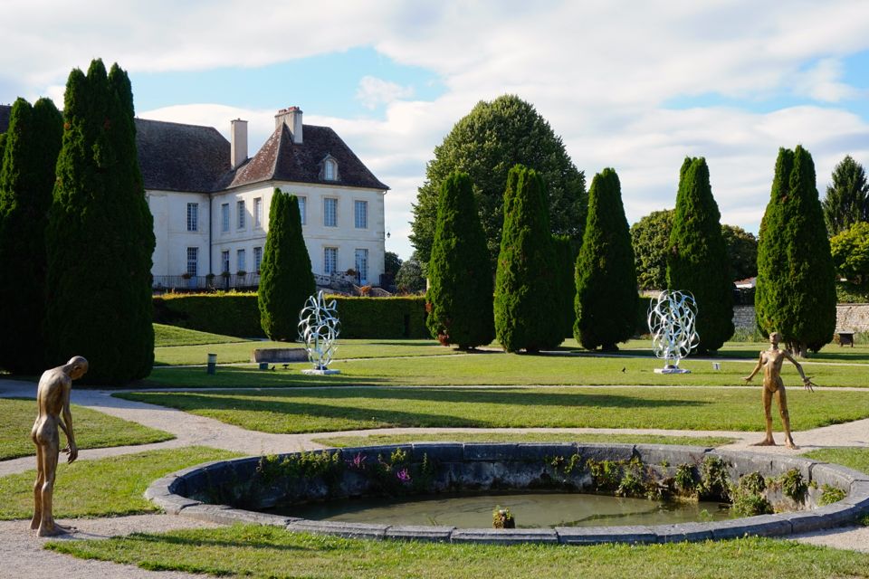 Chateau de Gilly, Bourgogne