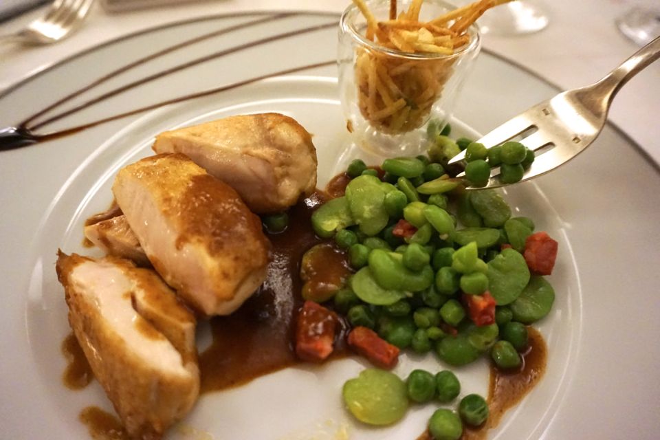 Restaurant Clos Prieur, Chateau de Gilly, Bourgogne