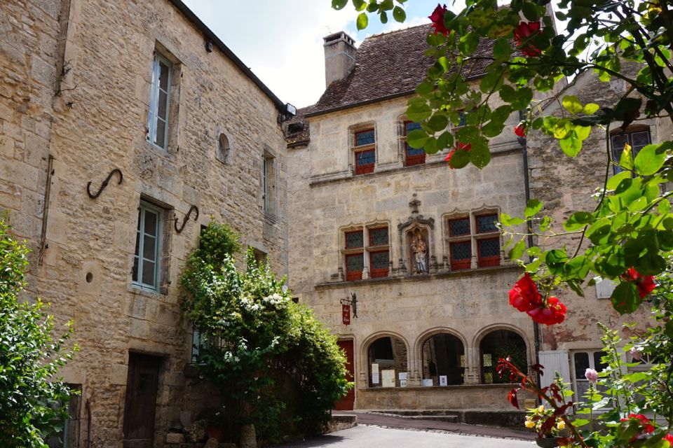 Visiter Flavigny sur Ozerain