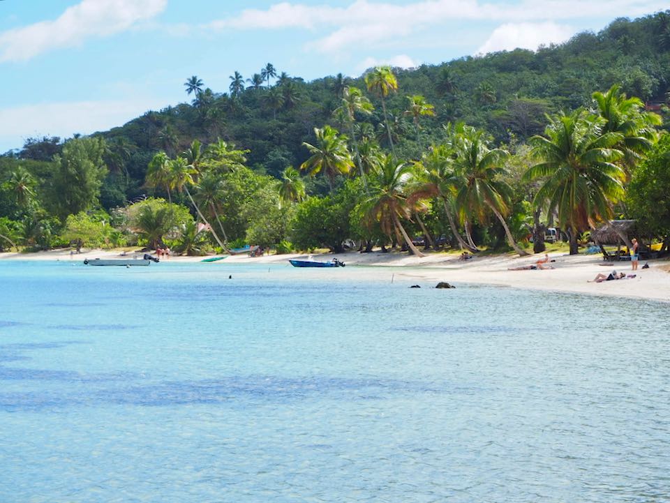 plage matira bora