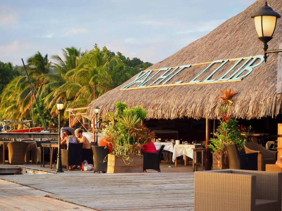 yacht club bora