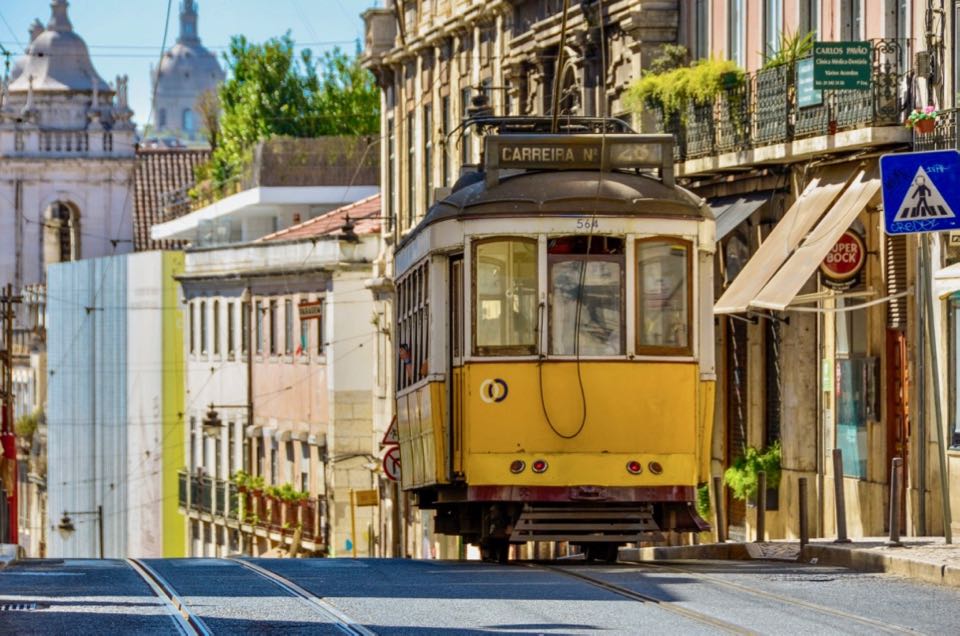 tram 28 lisbonne