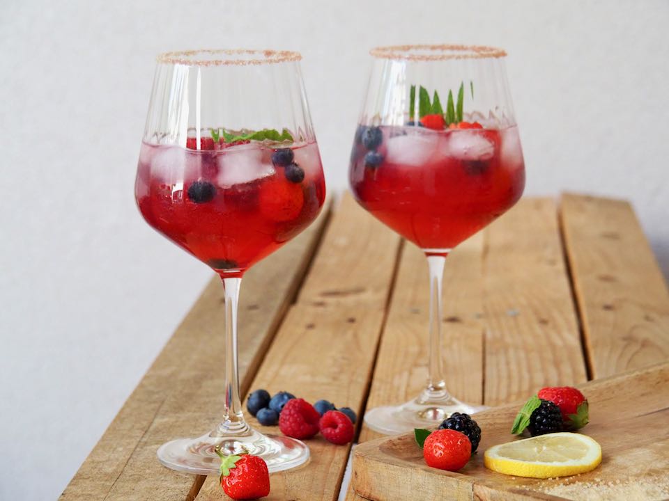 COCKTAIL CREME DE CASSIS GIN