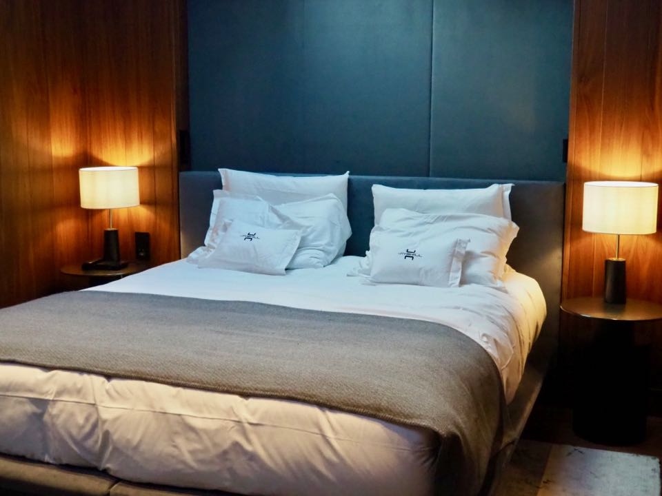 suite jiva hill