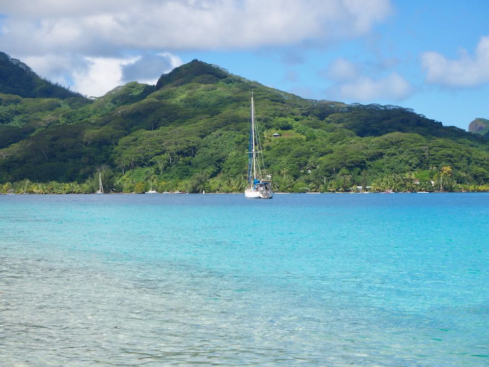 plages Huahine