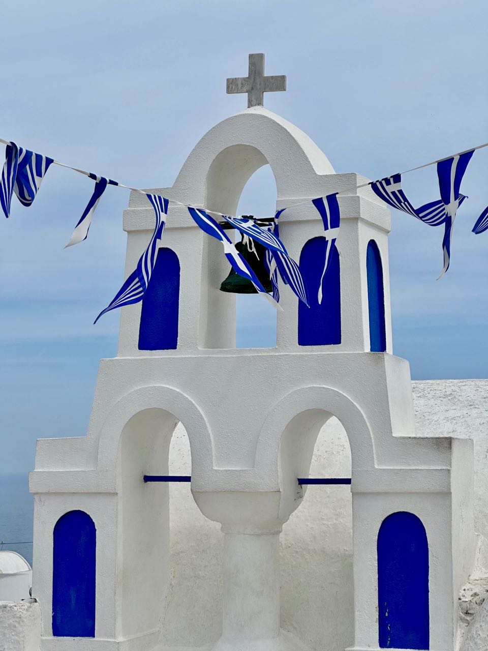 spot photo oia