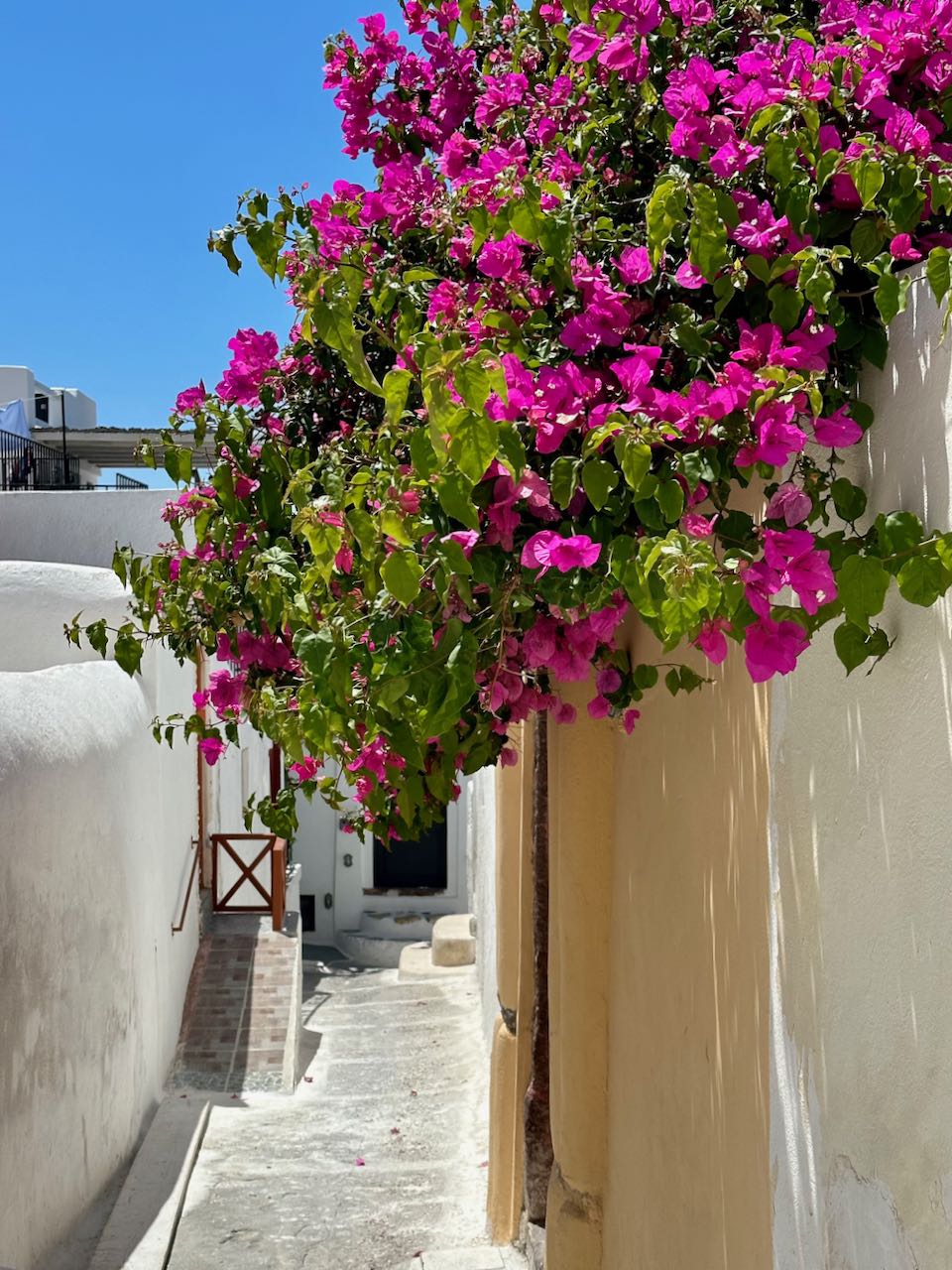 visiter santorin emporio