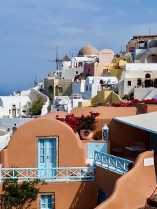kastro-houses-oia-santorin