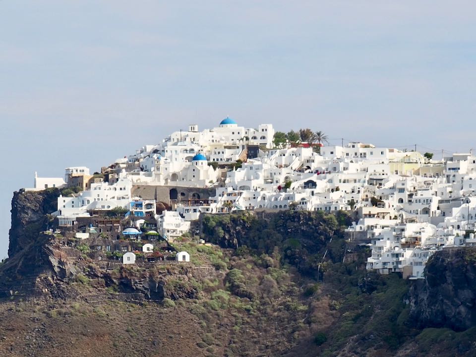 visiter fira santorin