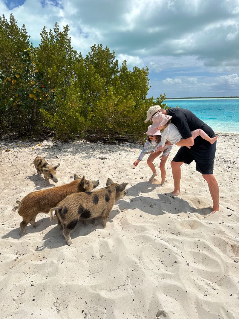 SWIMMINGS PIGS EXUMA