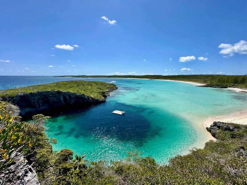 dean's blue hole bahamas