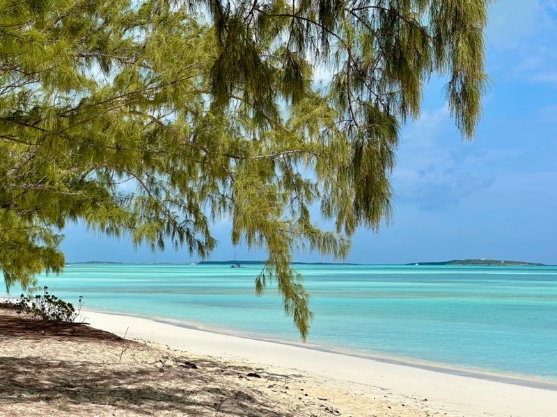 COCOPLUM BEACH EXUMA