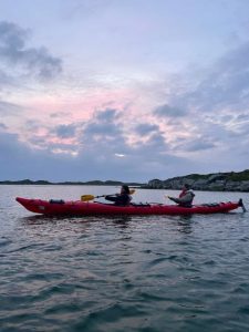 kayak lofoten soleil minuit