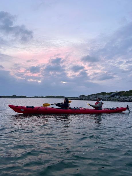 kayak lofoten soleil minuit
