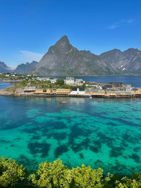 sakrisoy lofoten